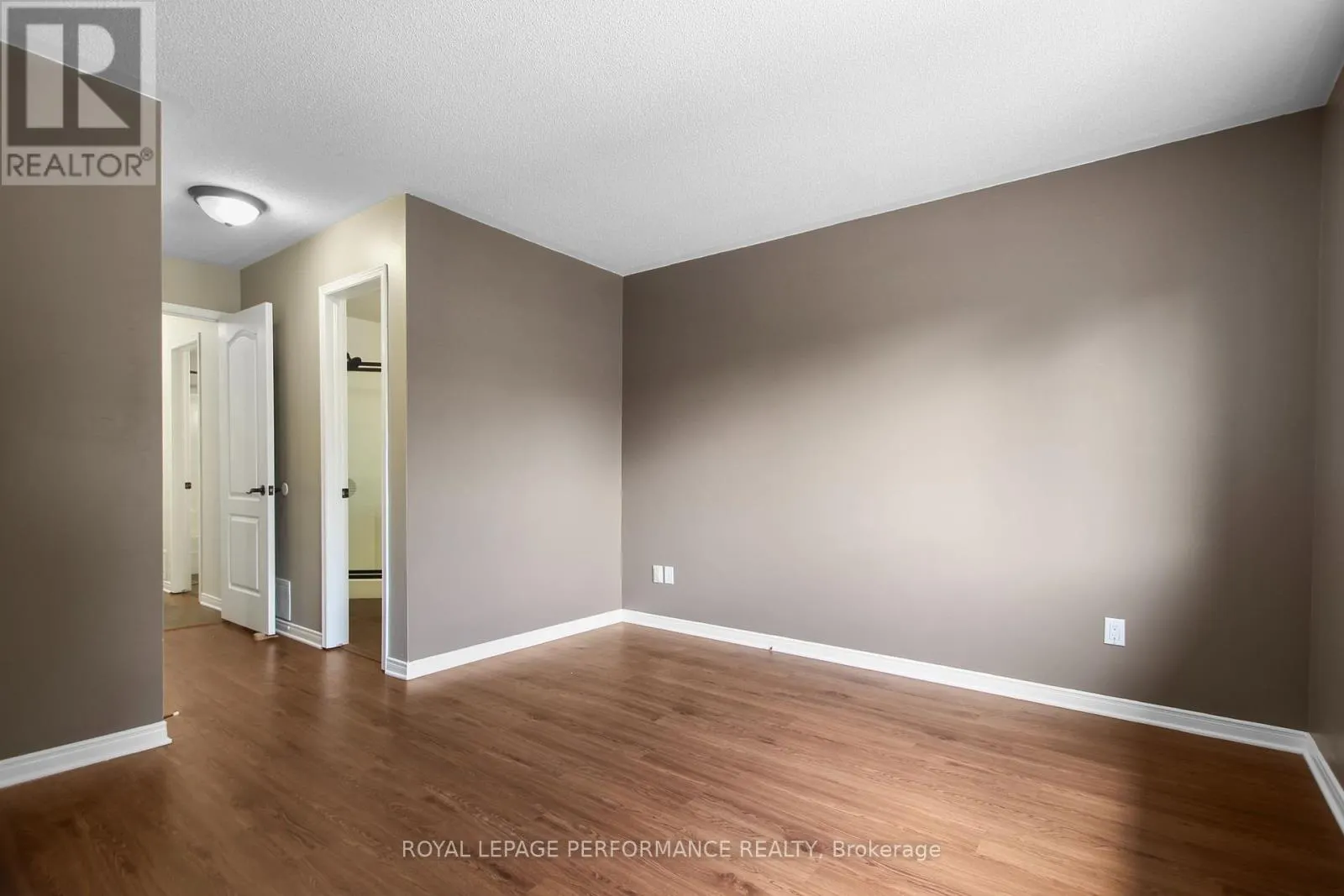 9 LIETTE COURT