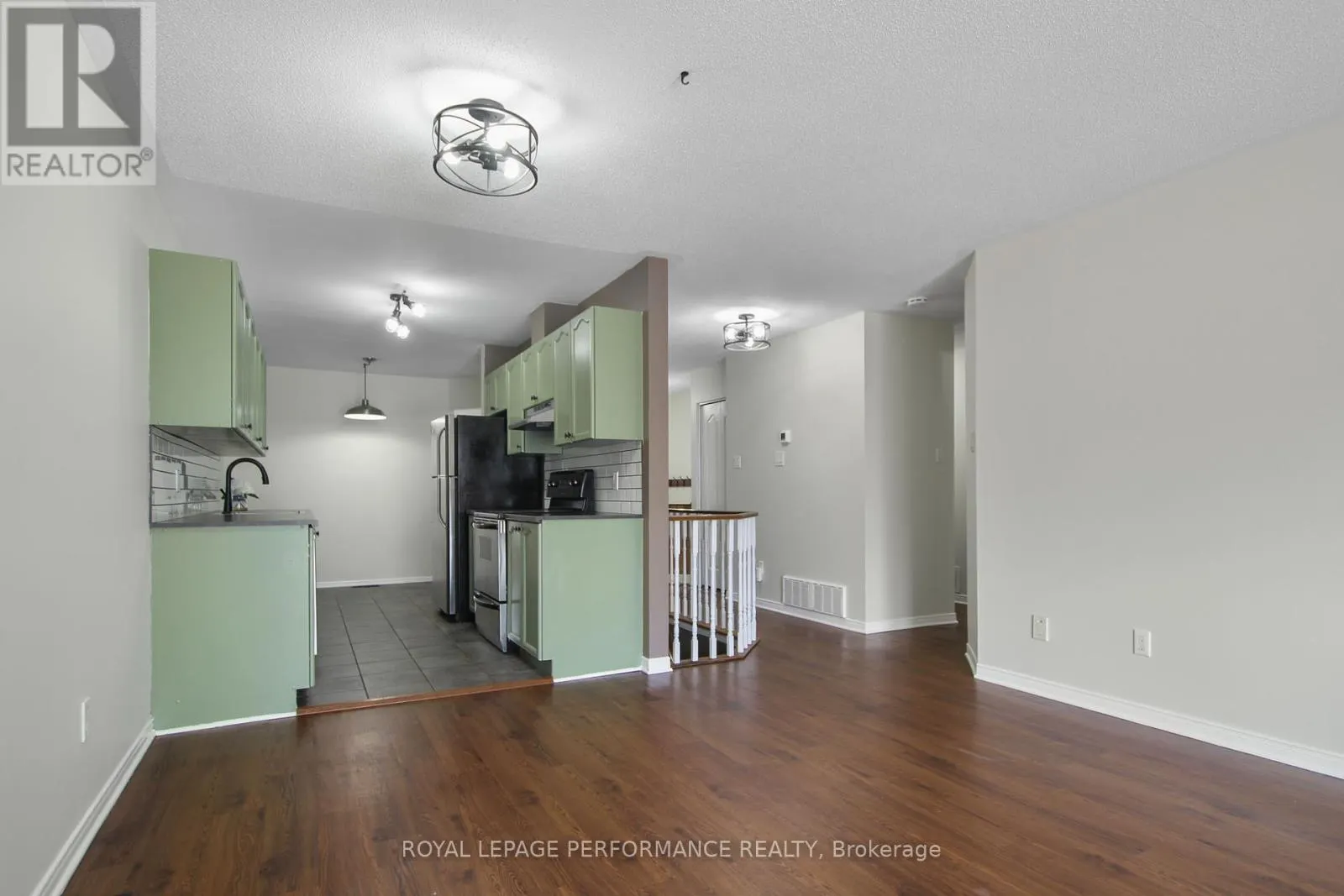 9 LIETTE COURT