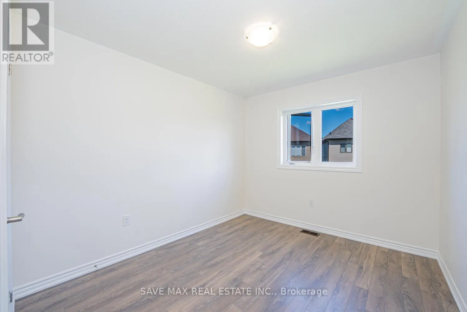 4 TARRISON STREET S