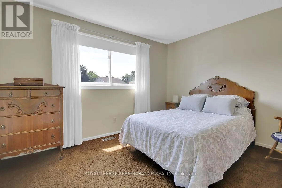 6343 VISENEAU DRIVE