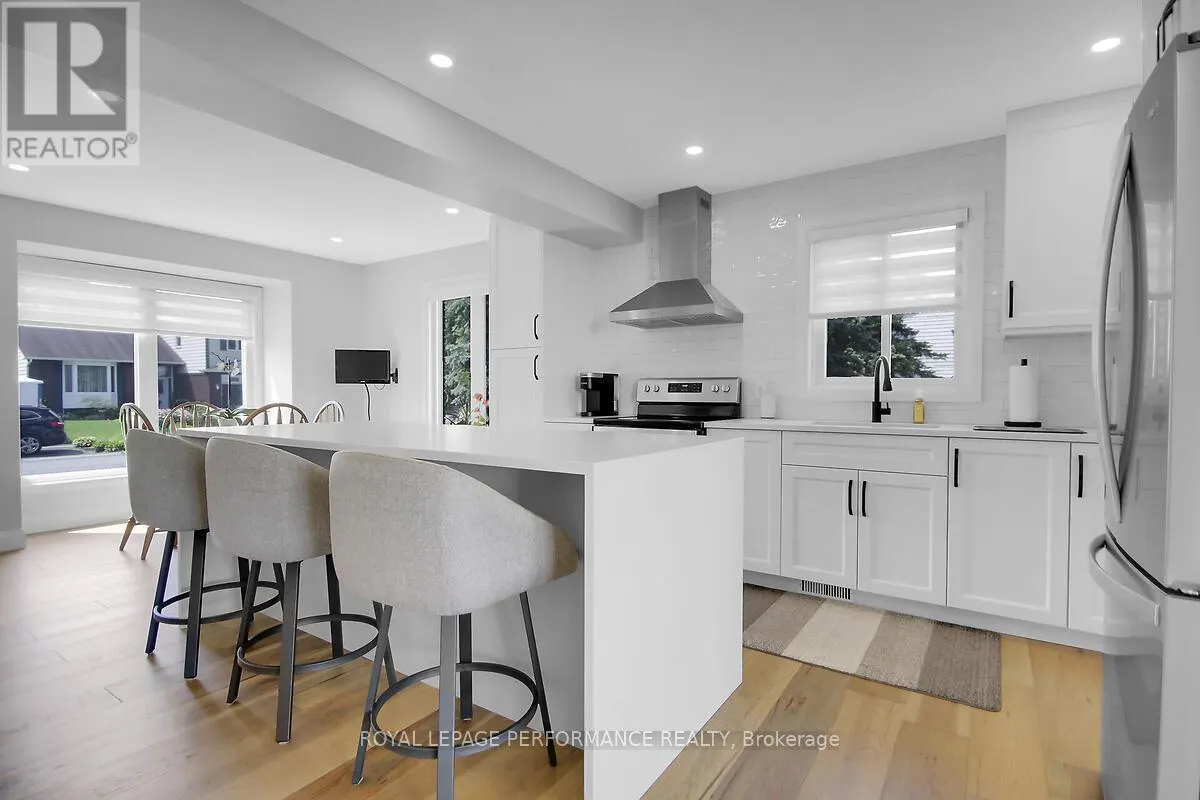 6343 VISENEAU DRIVE