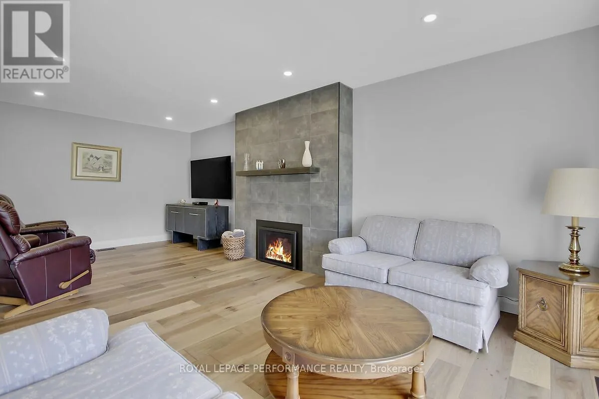 6343 VISENEAU DRIVE