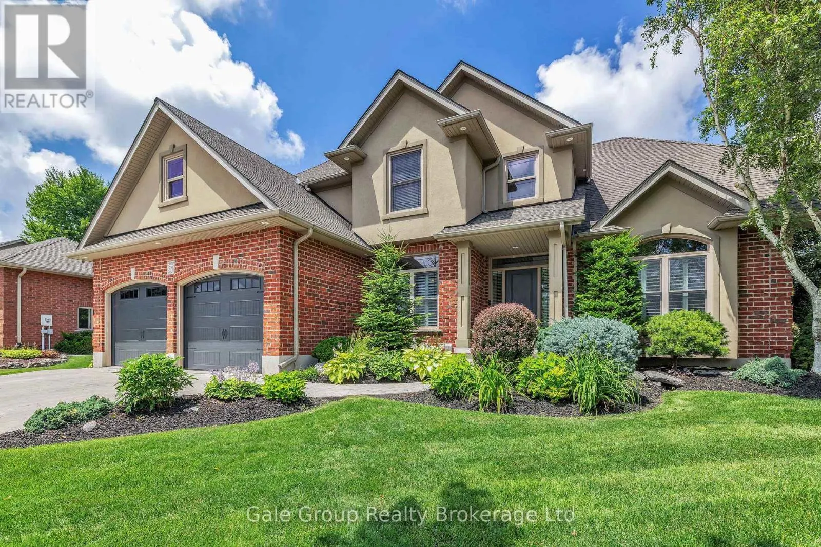 997 RIDGEWOOD DRIVE