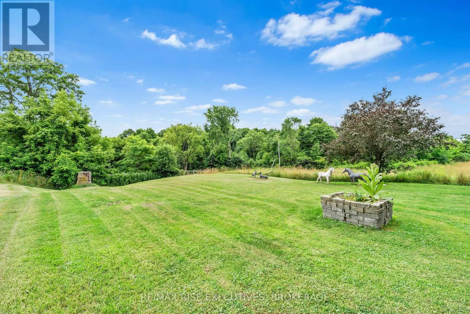 251 BRIAR HILL ROAD