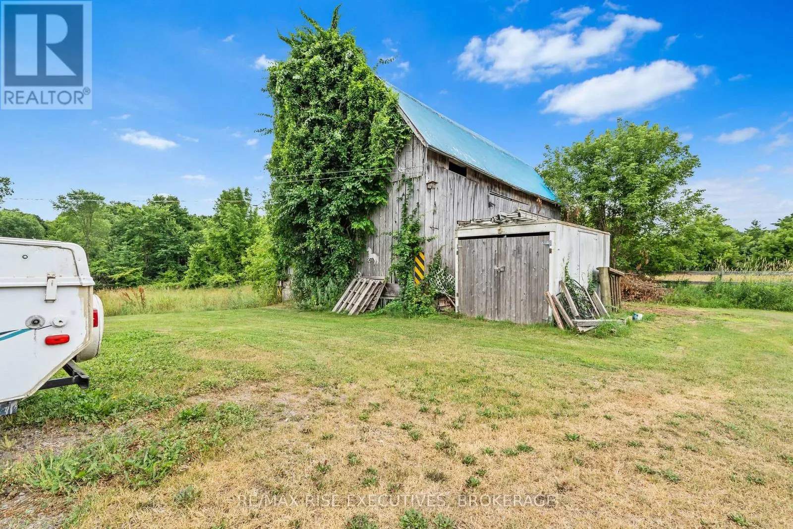 251 BRIAR HILL ROAD
