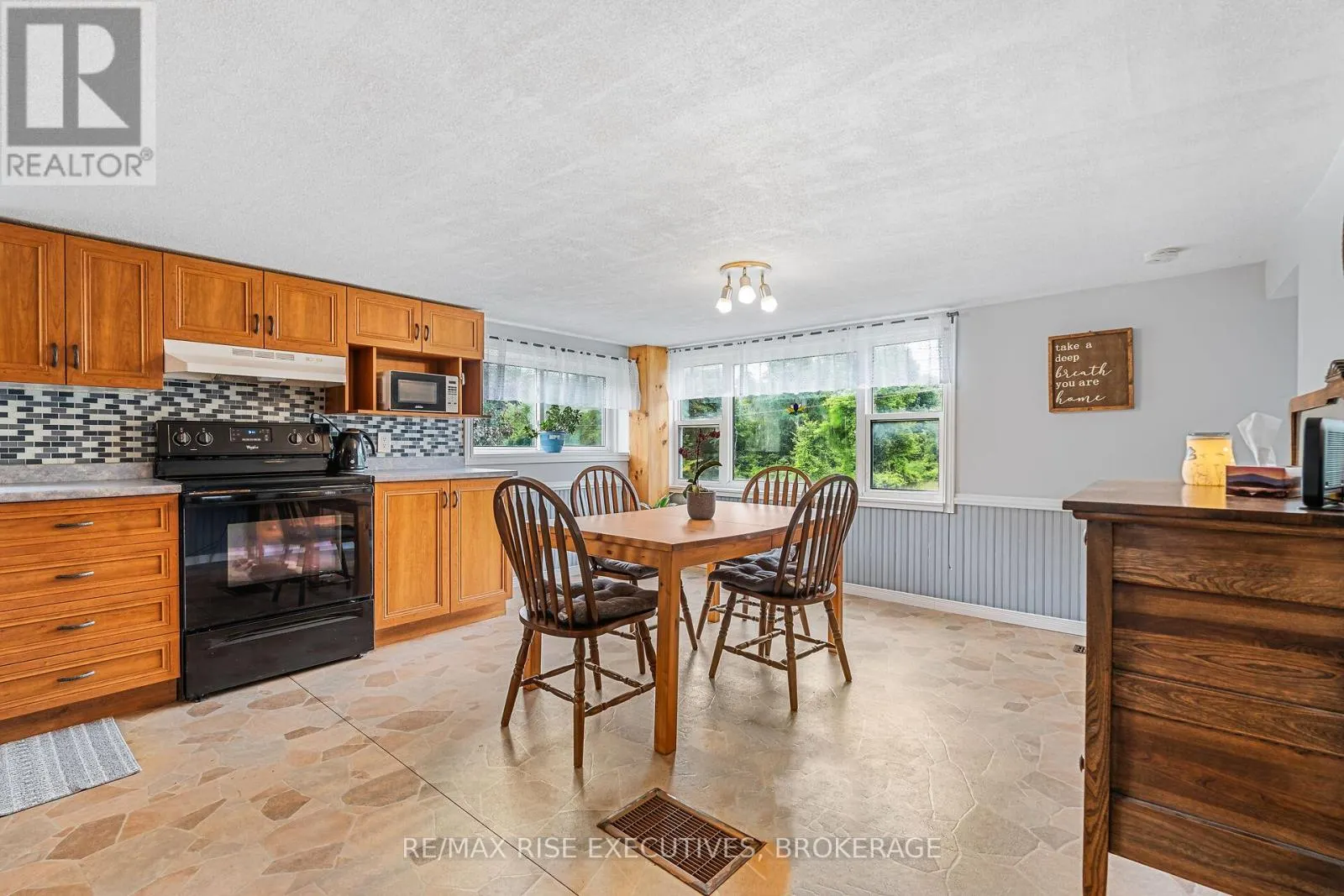 251 BRIAR HILL ROAD