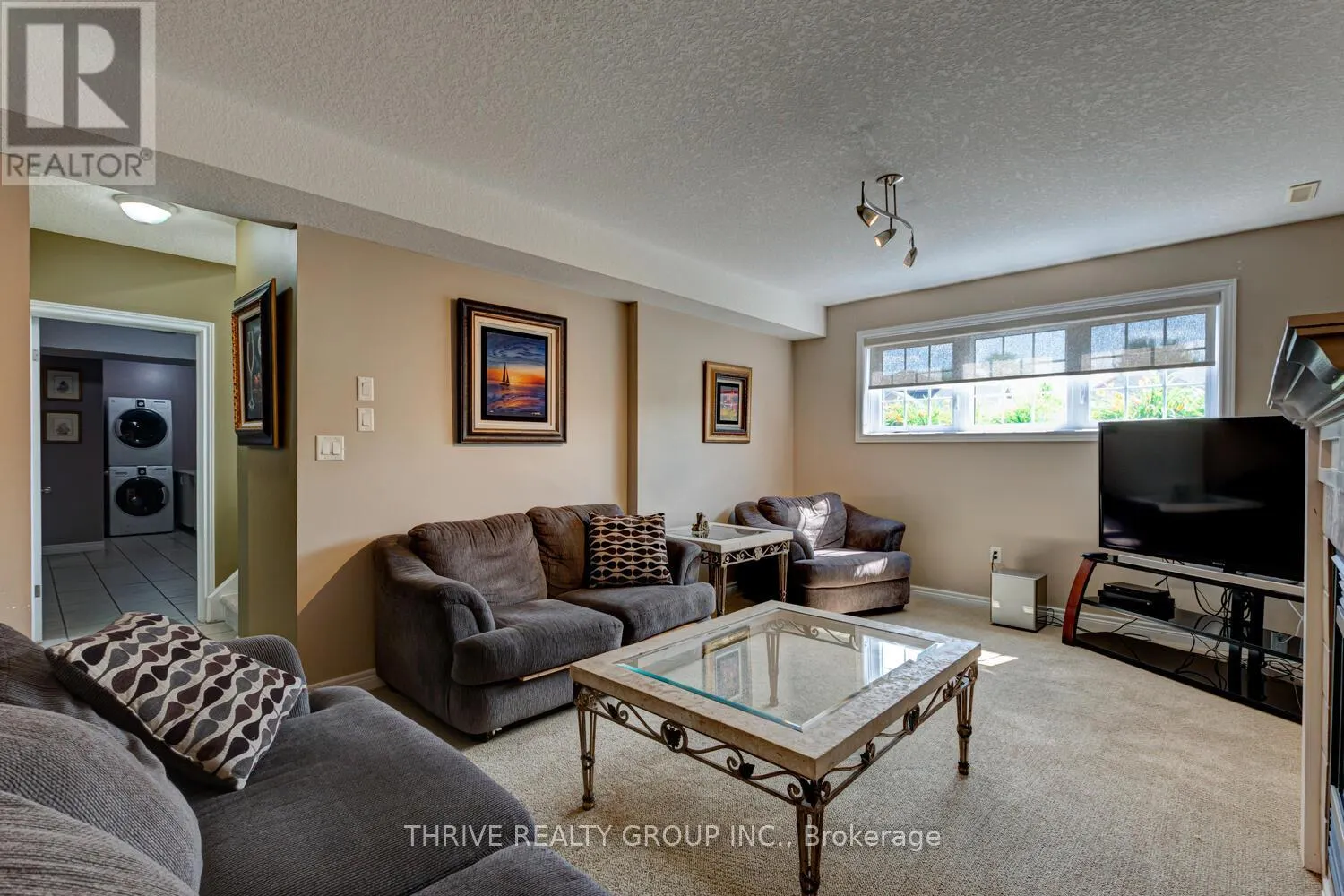 544 DARCY DRIVE