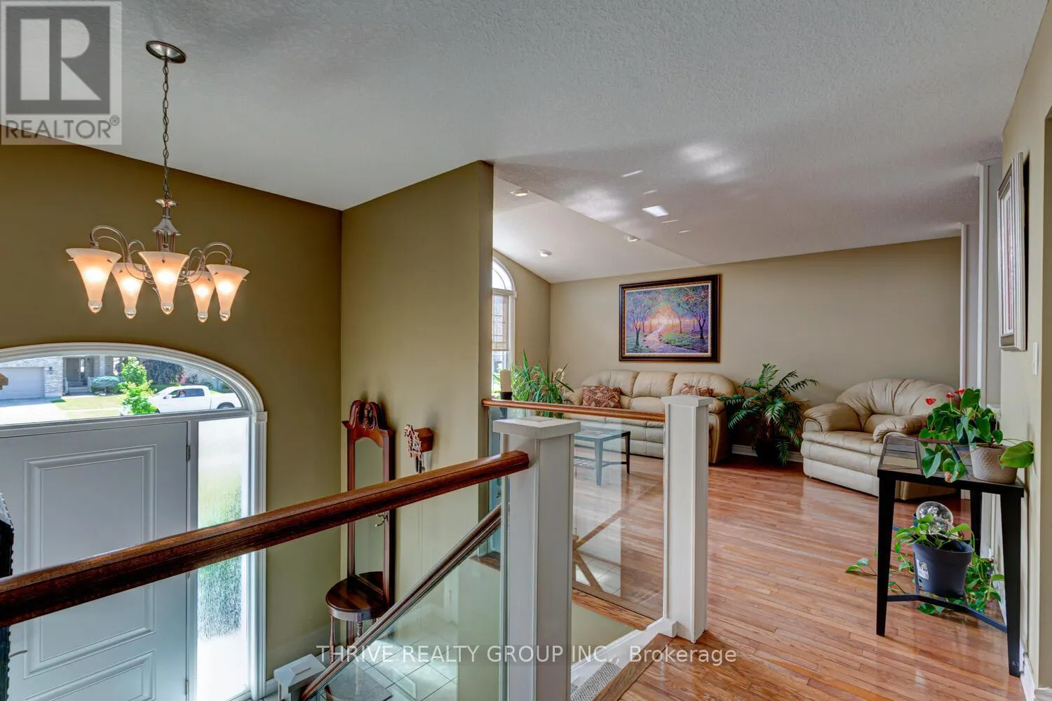 544 DARCY DRIVE