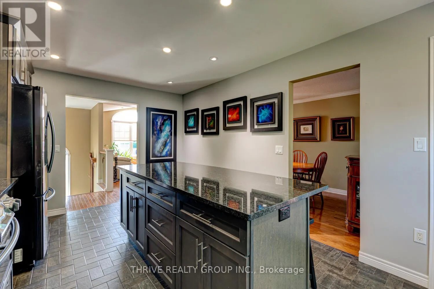 544 DARCY DRIVE