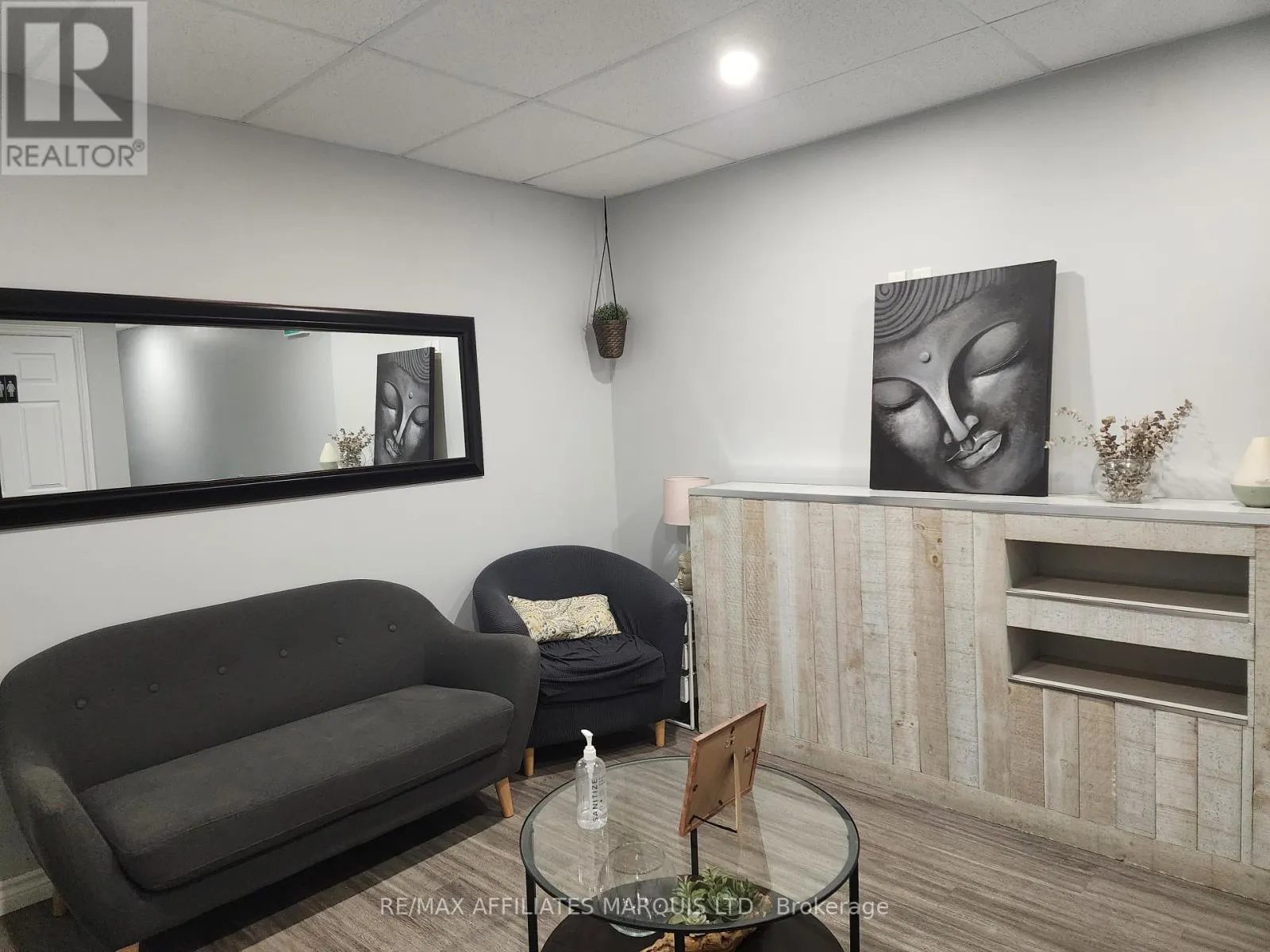 41 FIRST STREET E