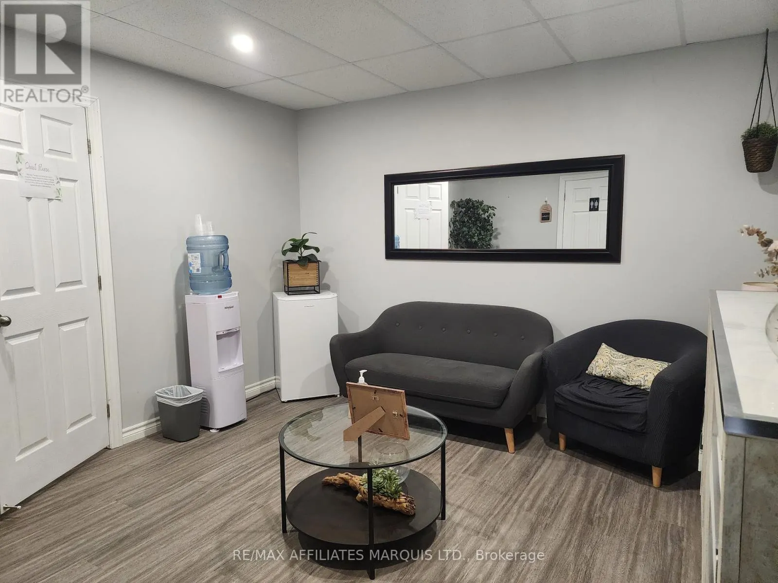 41 FIRST STREET E