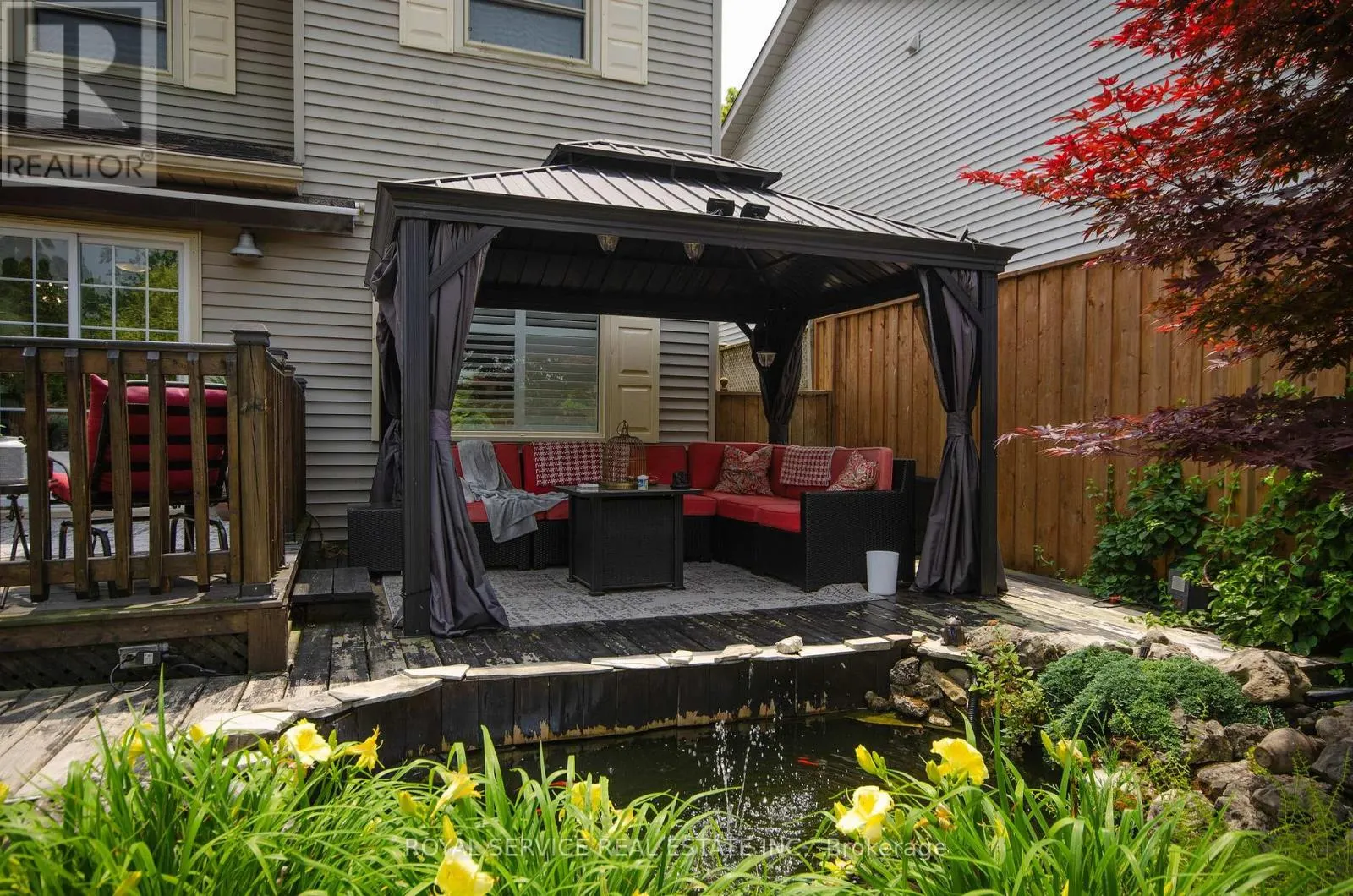 16 BURNHAM BOULEVARD