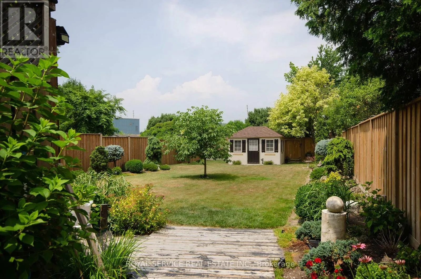 16 BURNHAM BOULEVARD