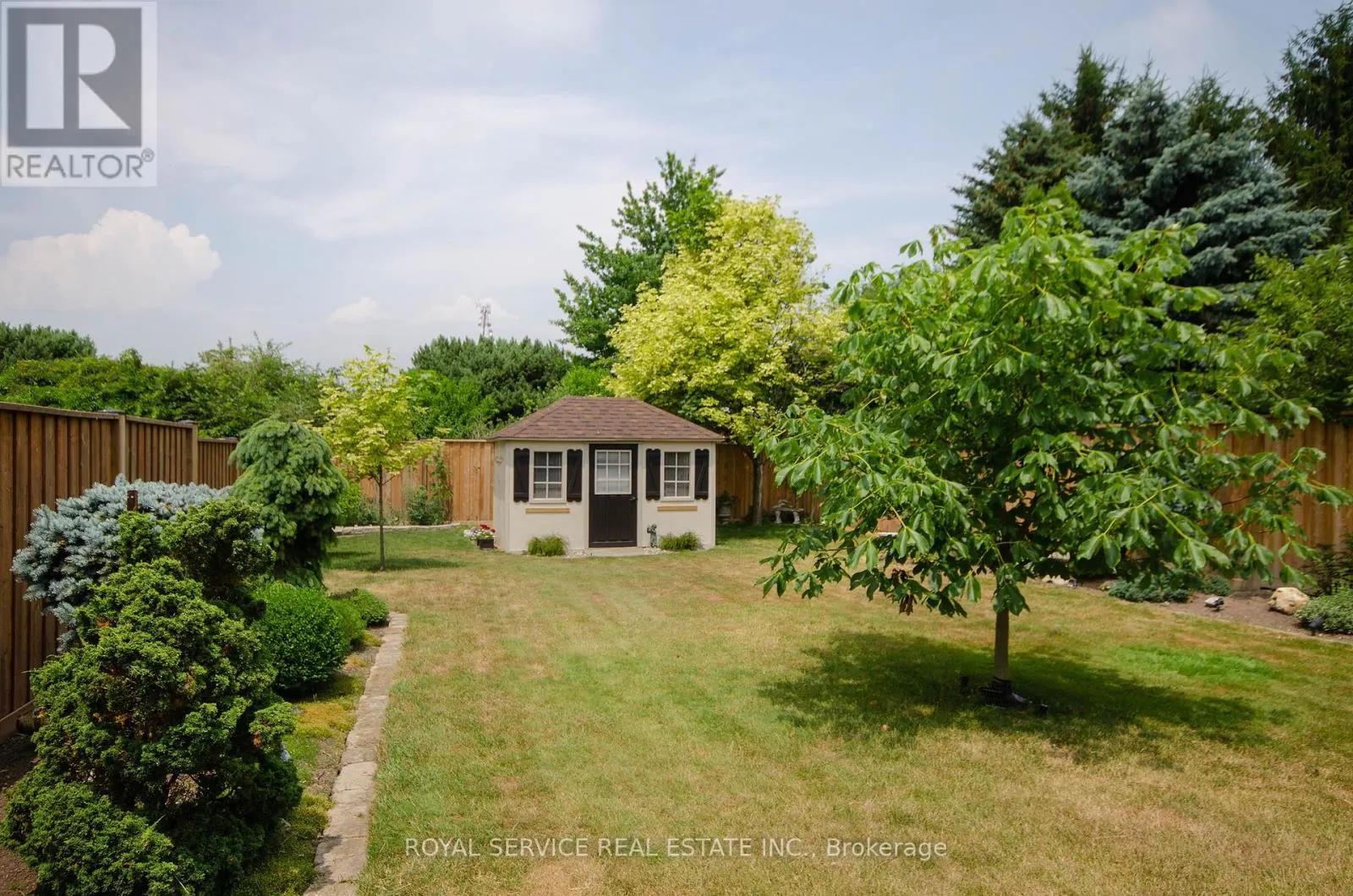 16 BURNHAM BOULEVARD