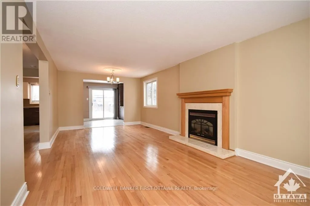 1883 DES PRAIRIES AVENUE