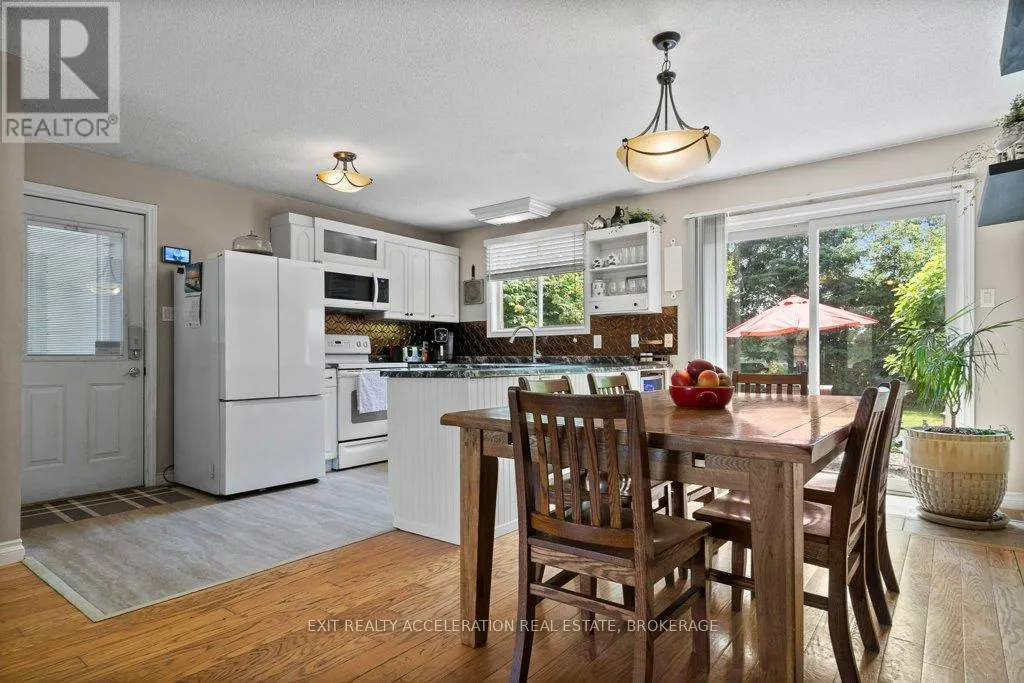 35 RIVERVIEW DRIVE