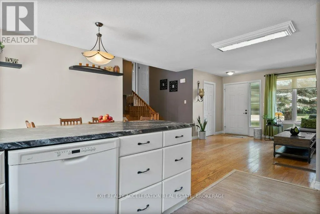 35 RIVERVIEW DRIVE