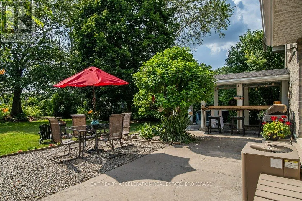 35 RIVERVIEW DRIVE