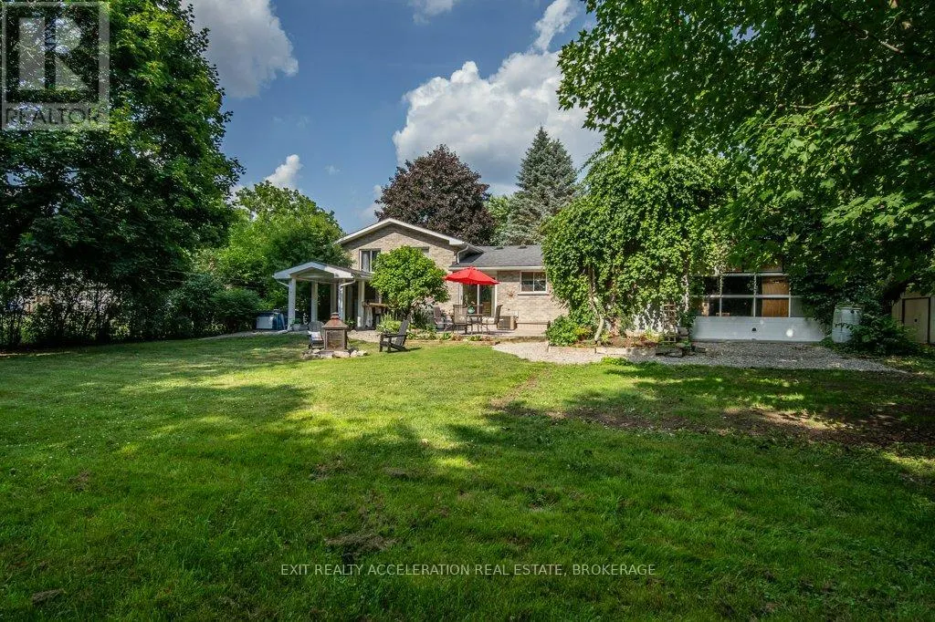 35 RIVERVIEW DRIVE