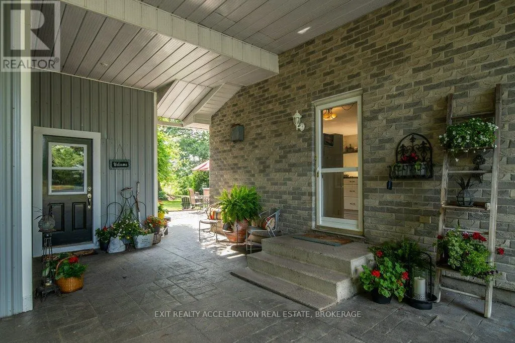 35 RIVERVIEW DRIVE