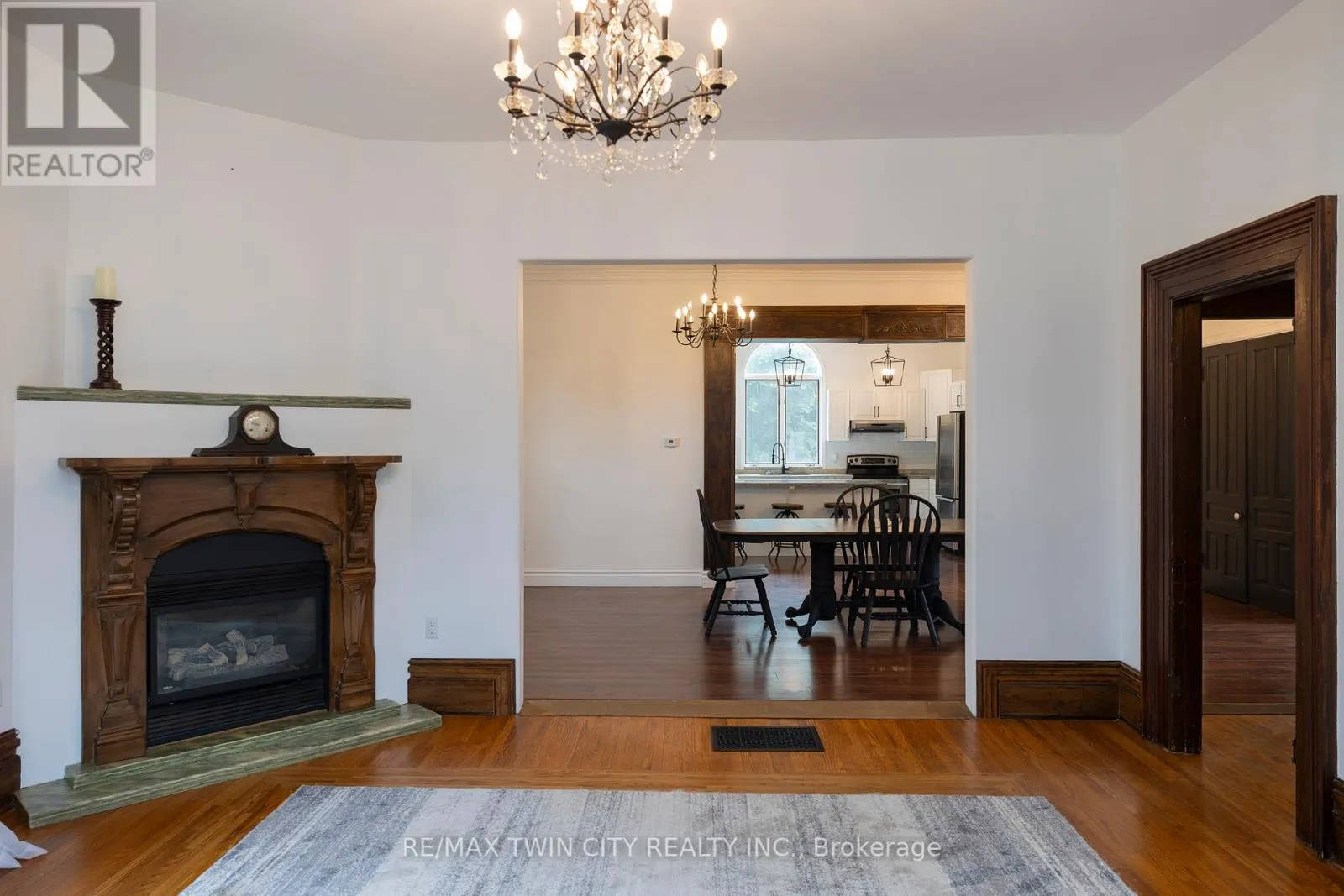 76.5 STOVER STREET E