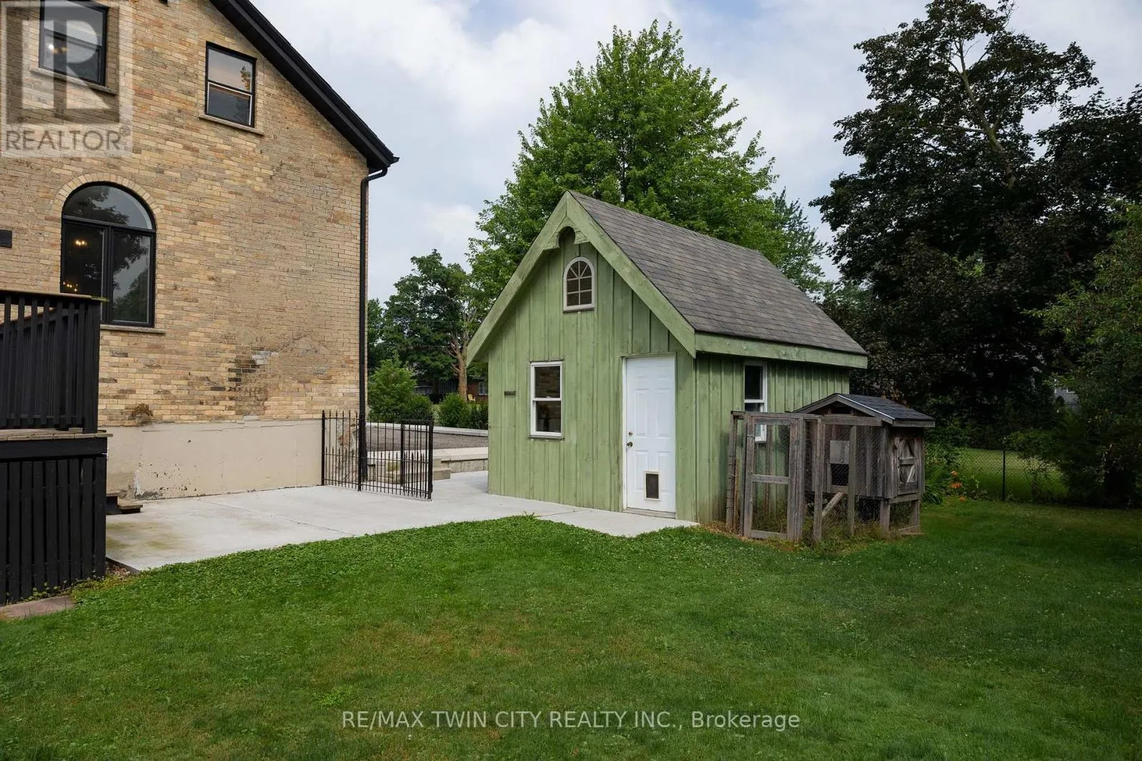 76.5 STOVER STREET E