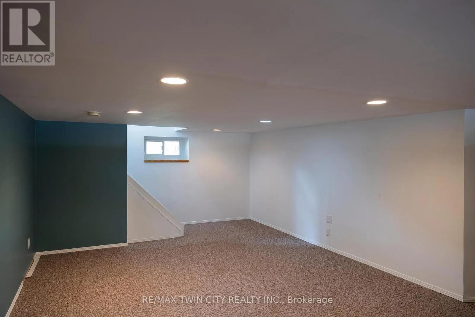 76.5 STOVER STREET E