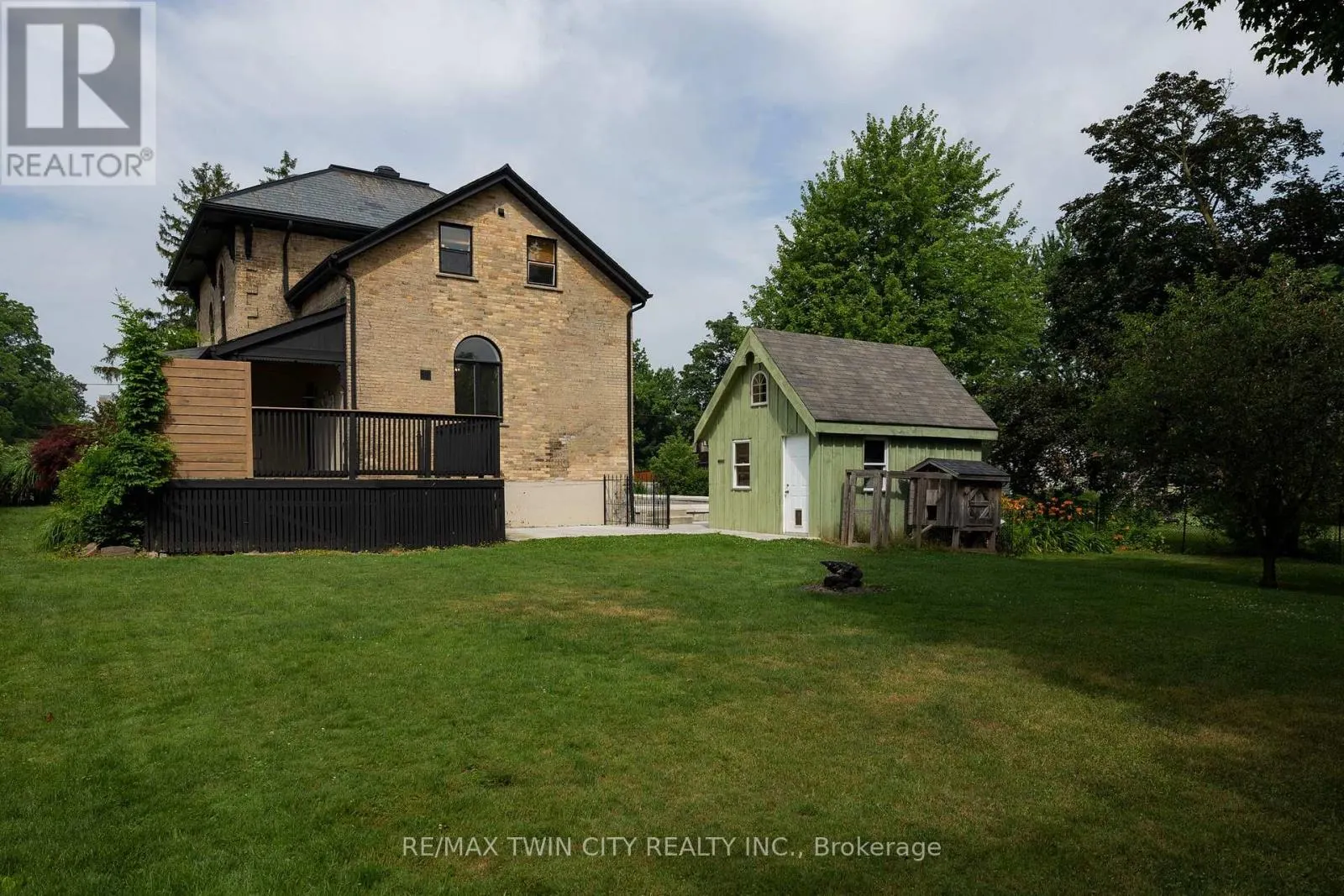 76.5 STOVER STREET E