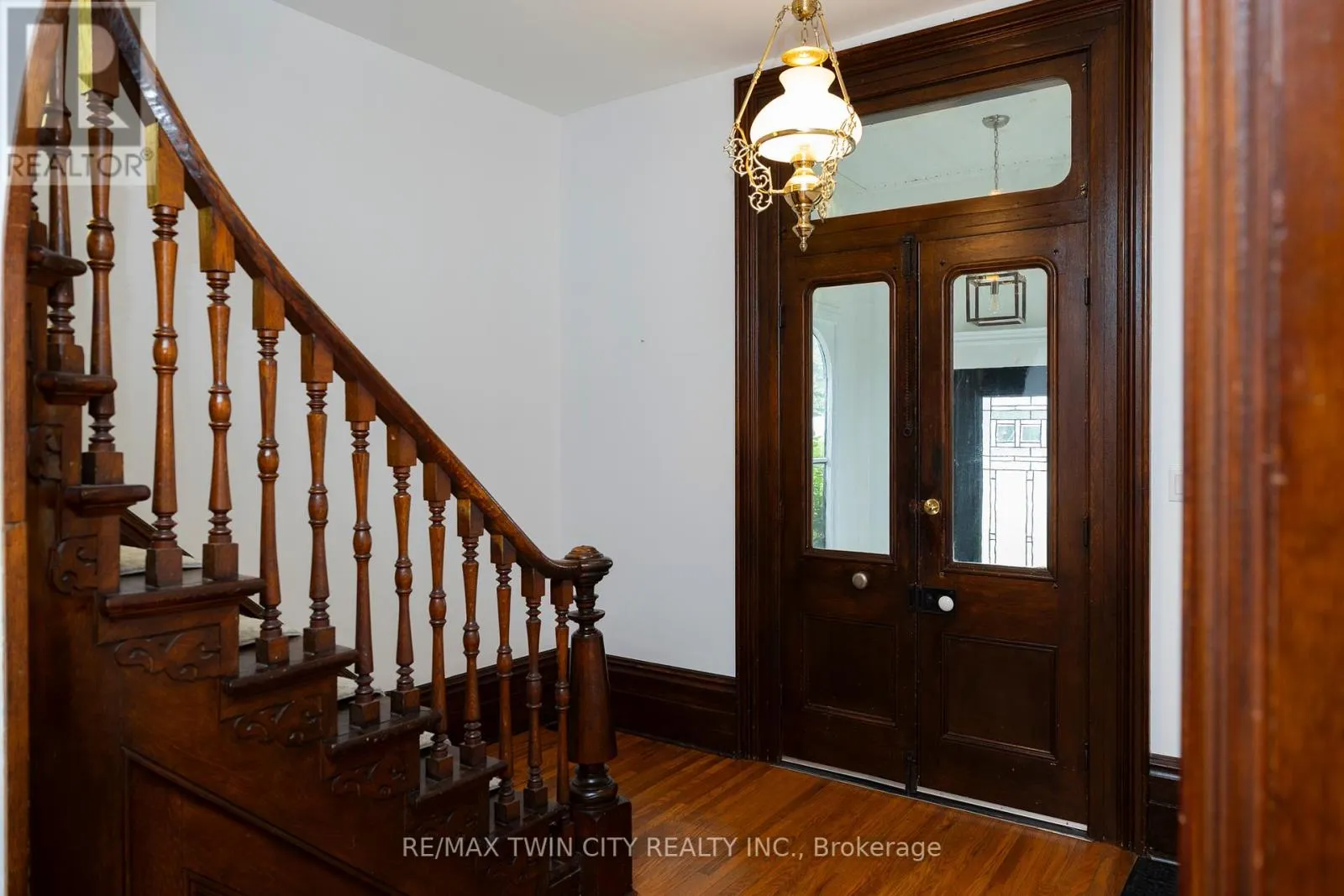 76.5 STOVER STREET E