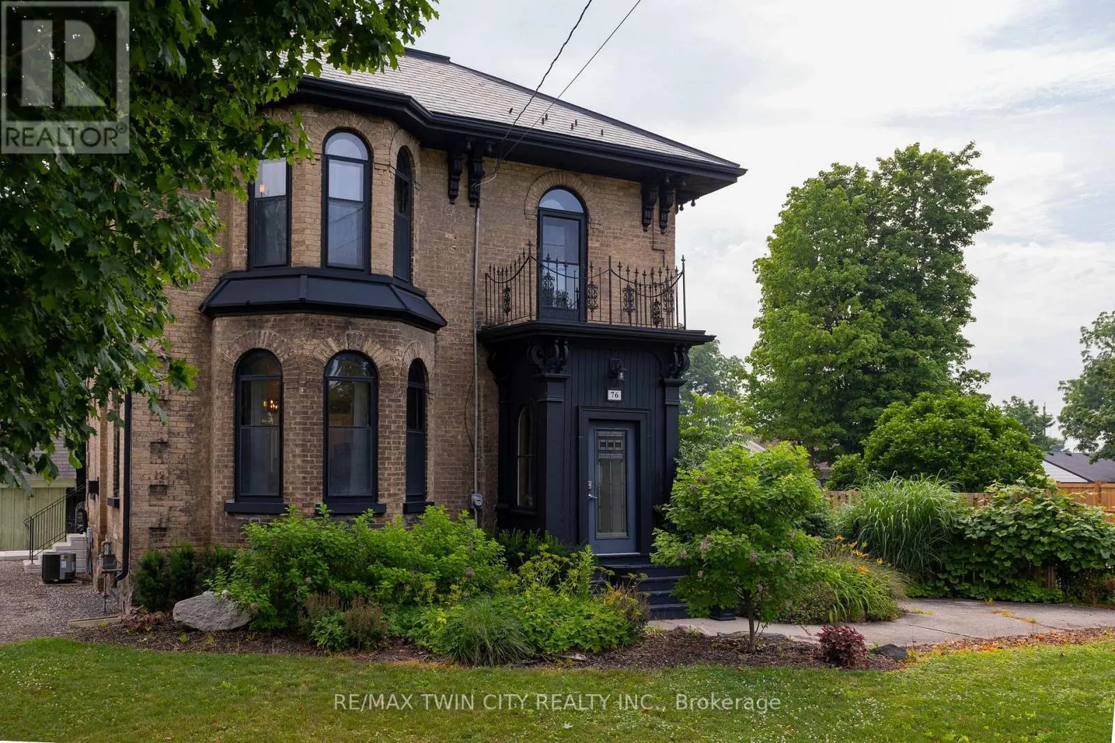 76.5 STOVER STREET E