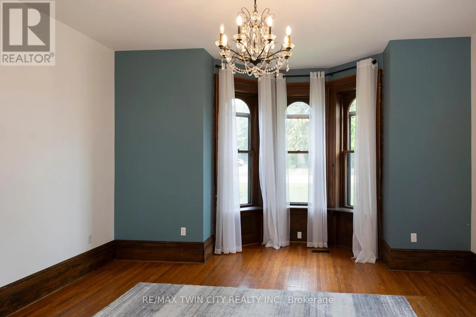 76.5 STOVER STREET E