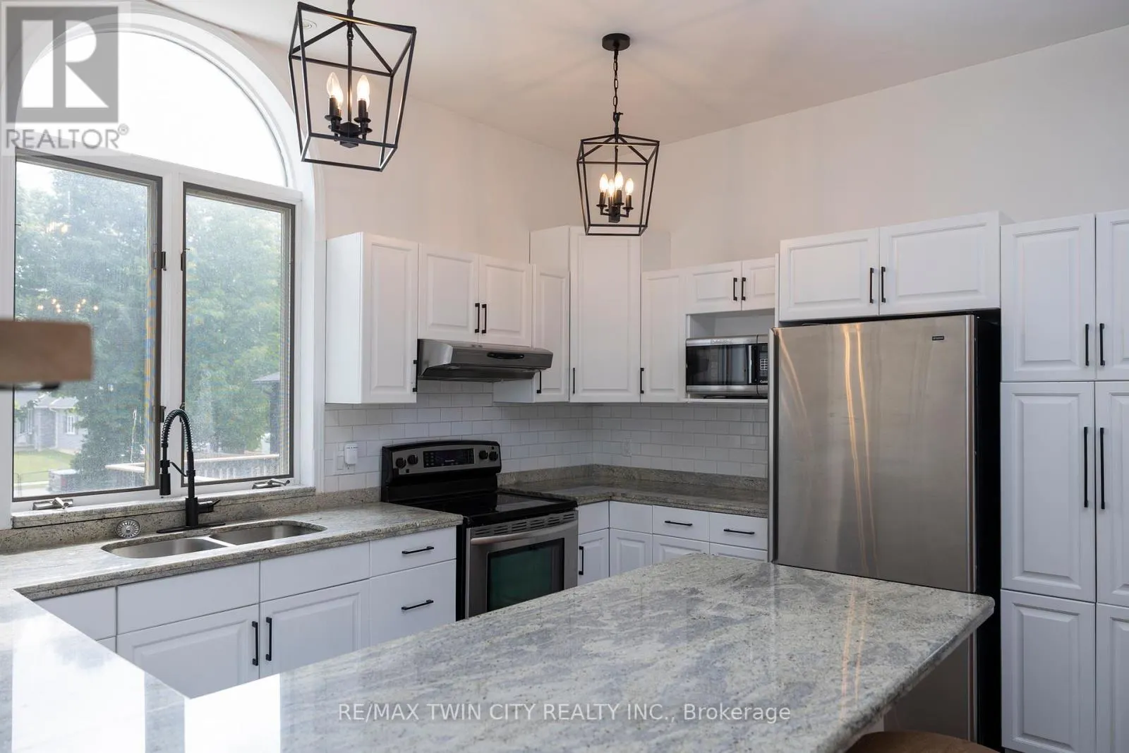 76.5 STOVER STREET E