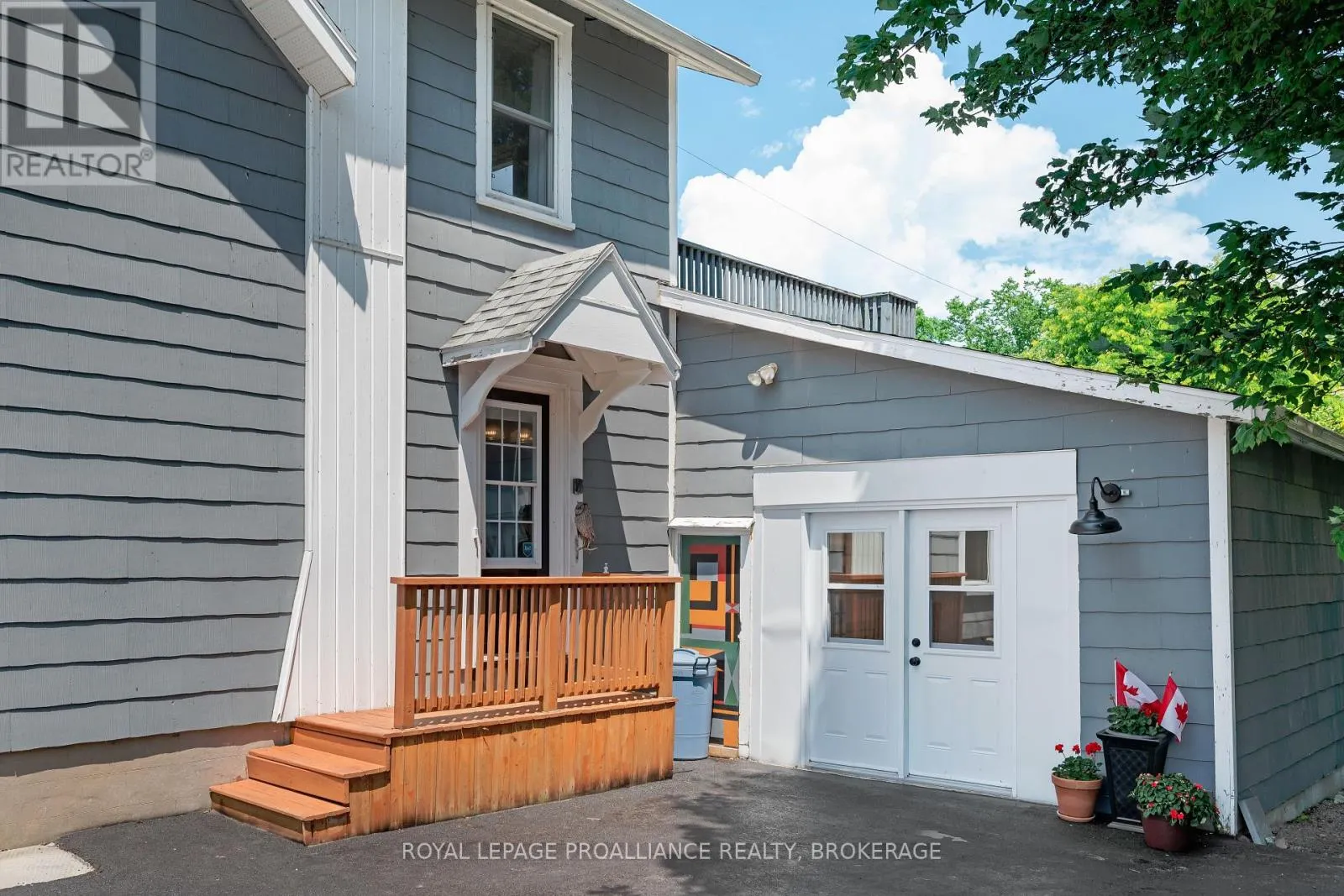 515 WILLIAM STREET S