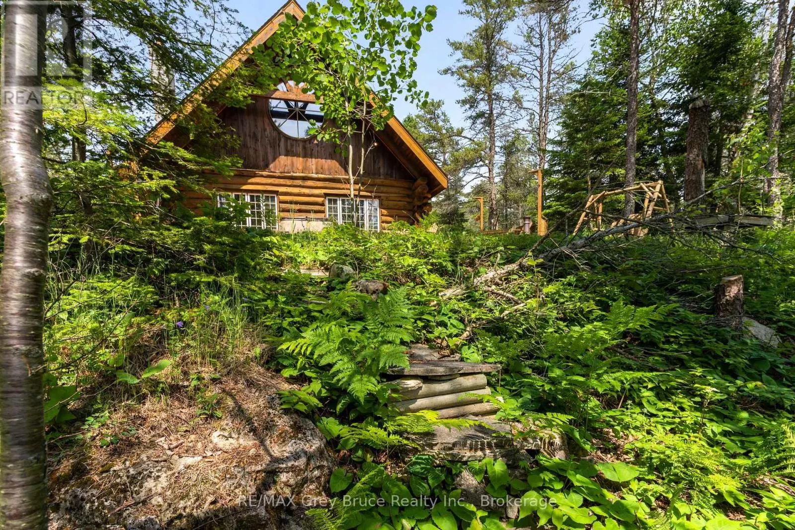 12 SCUGOG LANE