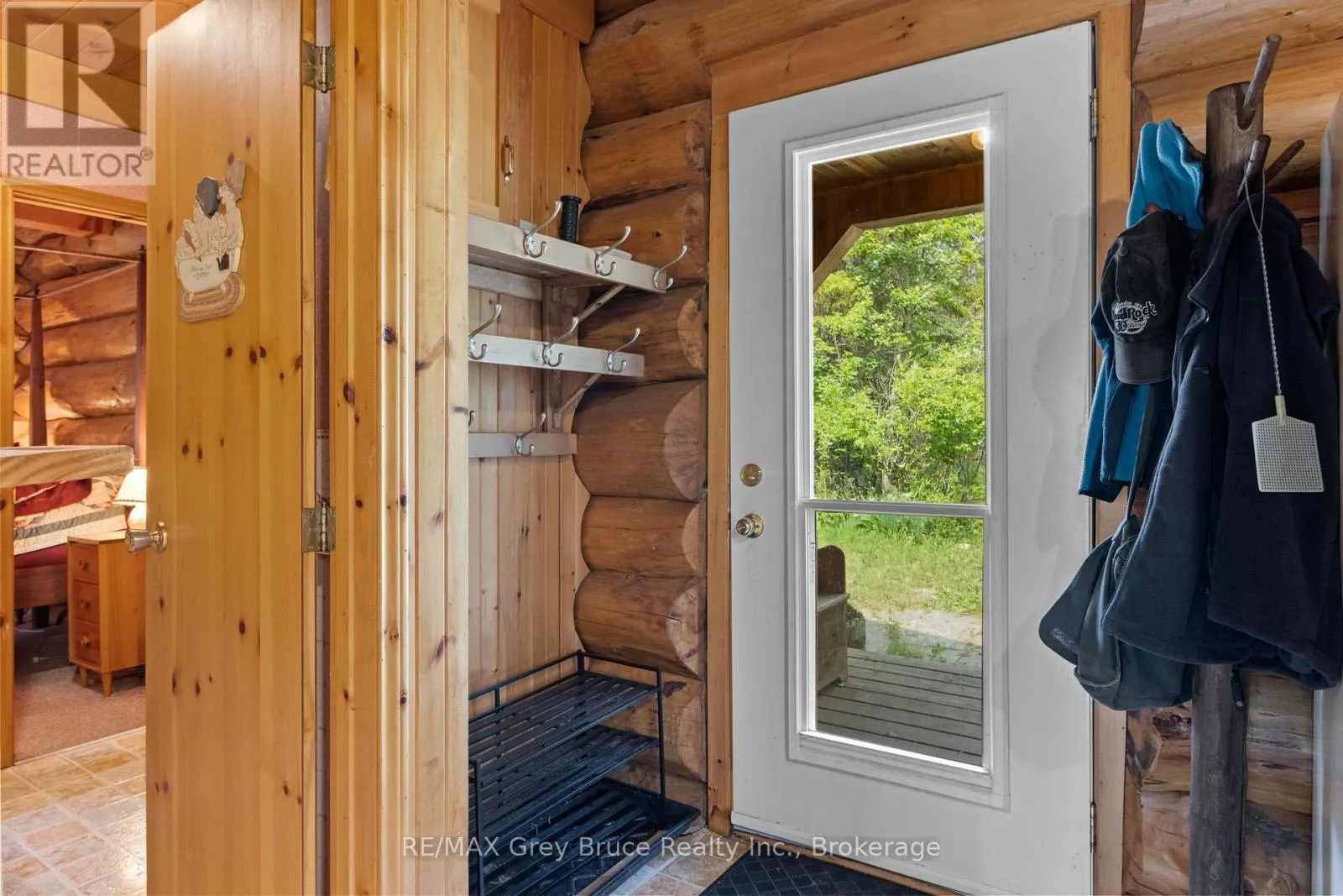 12 SCUGOG LANE