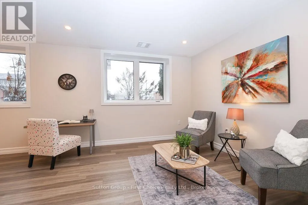 101 - 100 GORDON STREET, #101