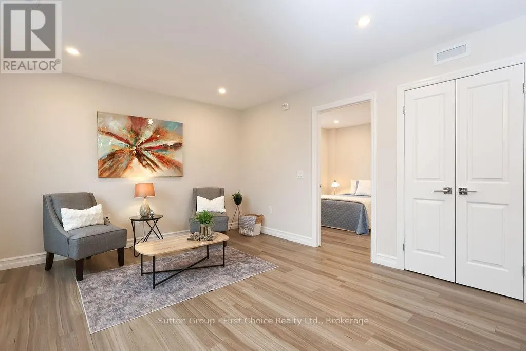 101 - 100 GORDON STREET, #101