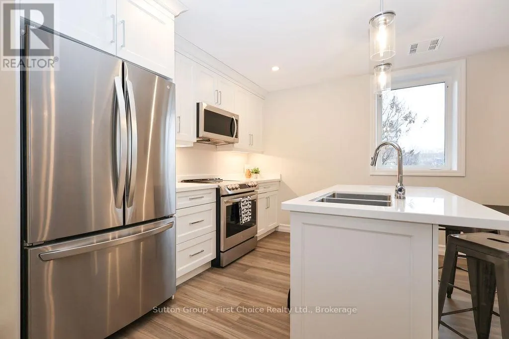 101 - 100 GORDON STREET, #101
