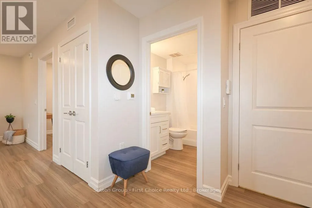 101 - 100 GORDON STREET, #101
