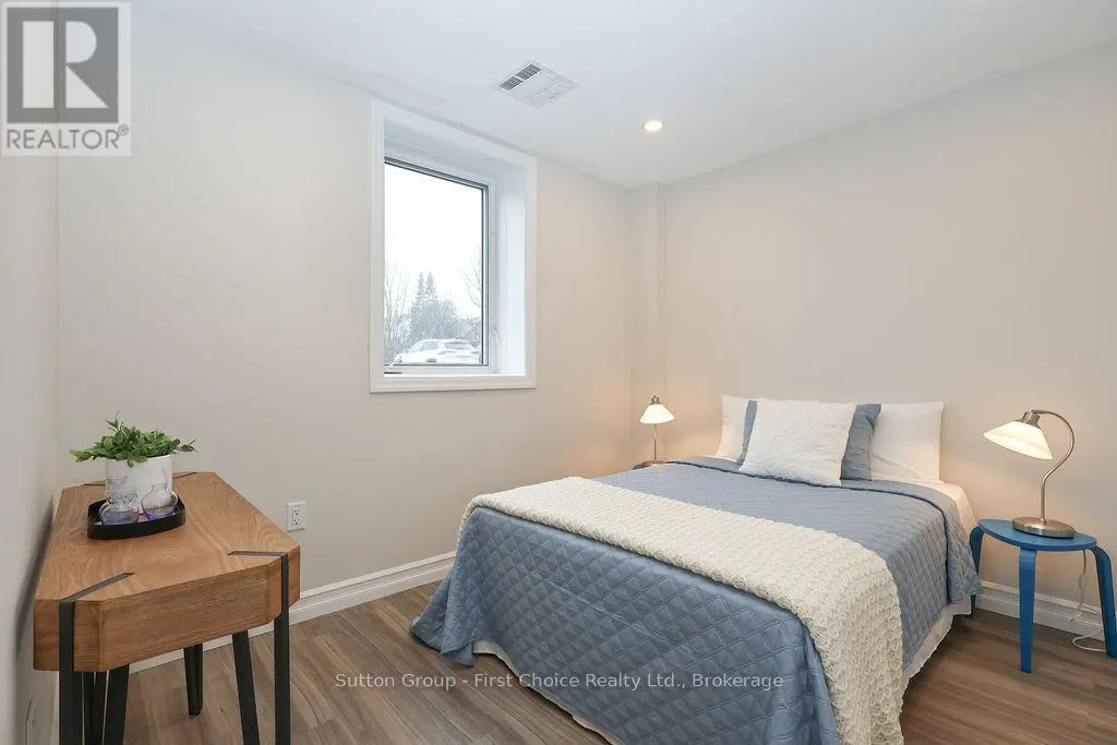 101 - 100 GORDON STREET, #101