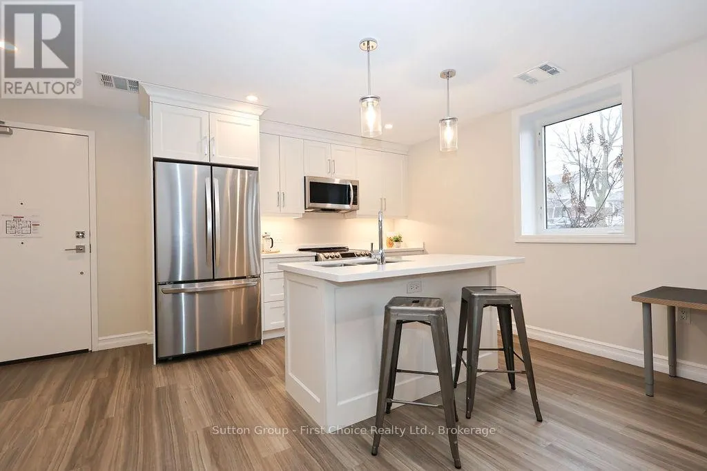 101 - 100 GORDON STREET, #101