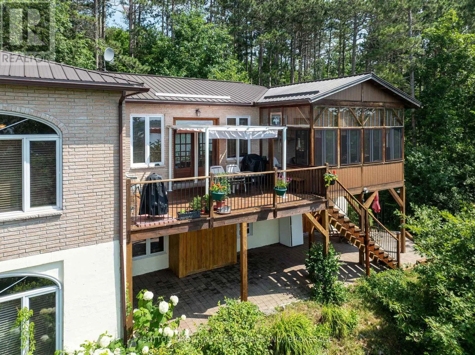 715 NORTH SHORE ROAD