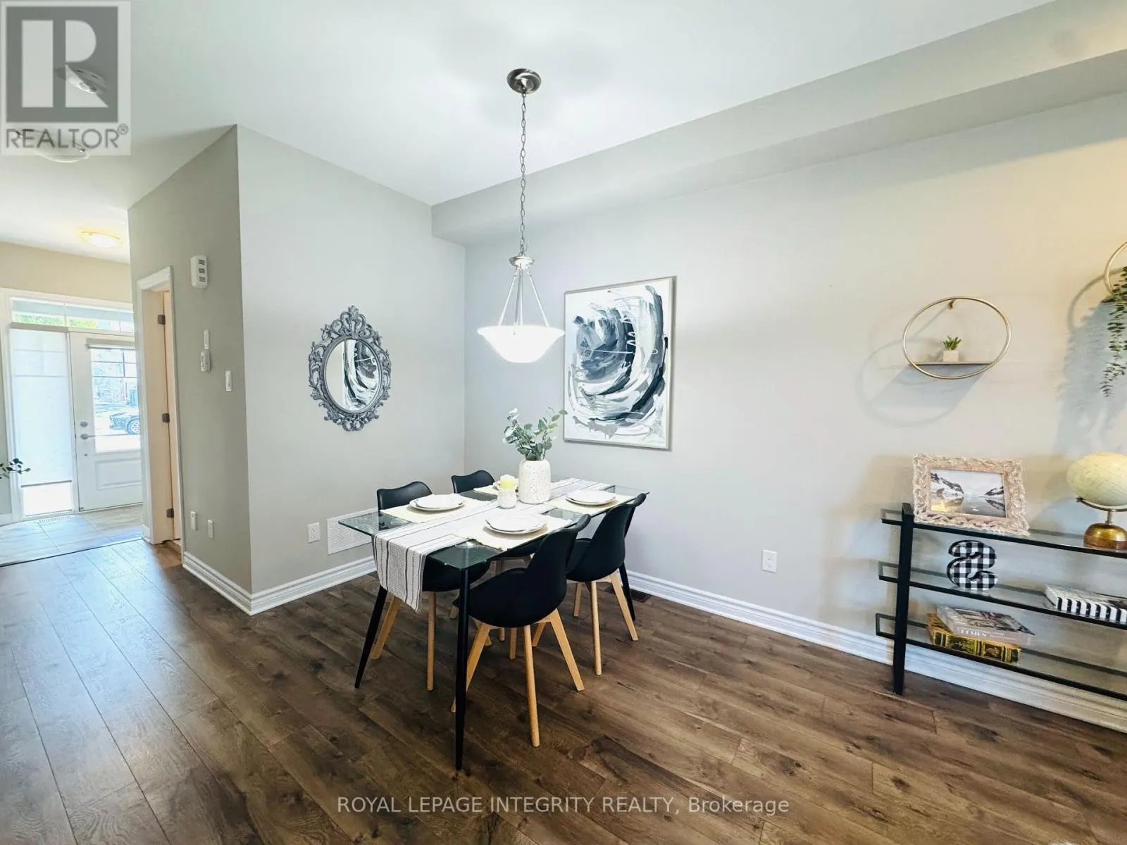 158 BANDELIER WAY