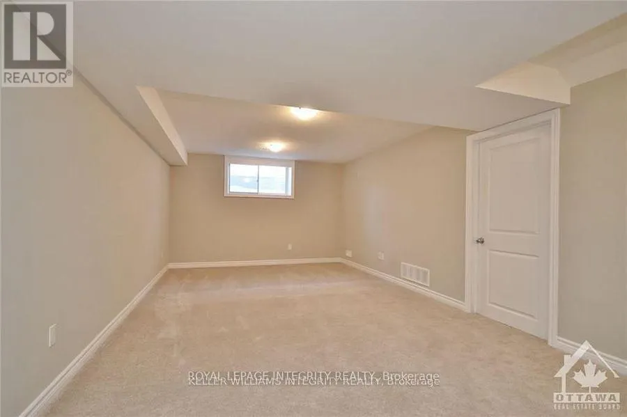 158 BANDELIER WAY