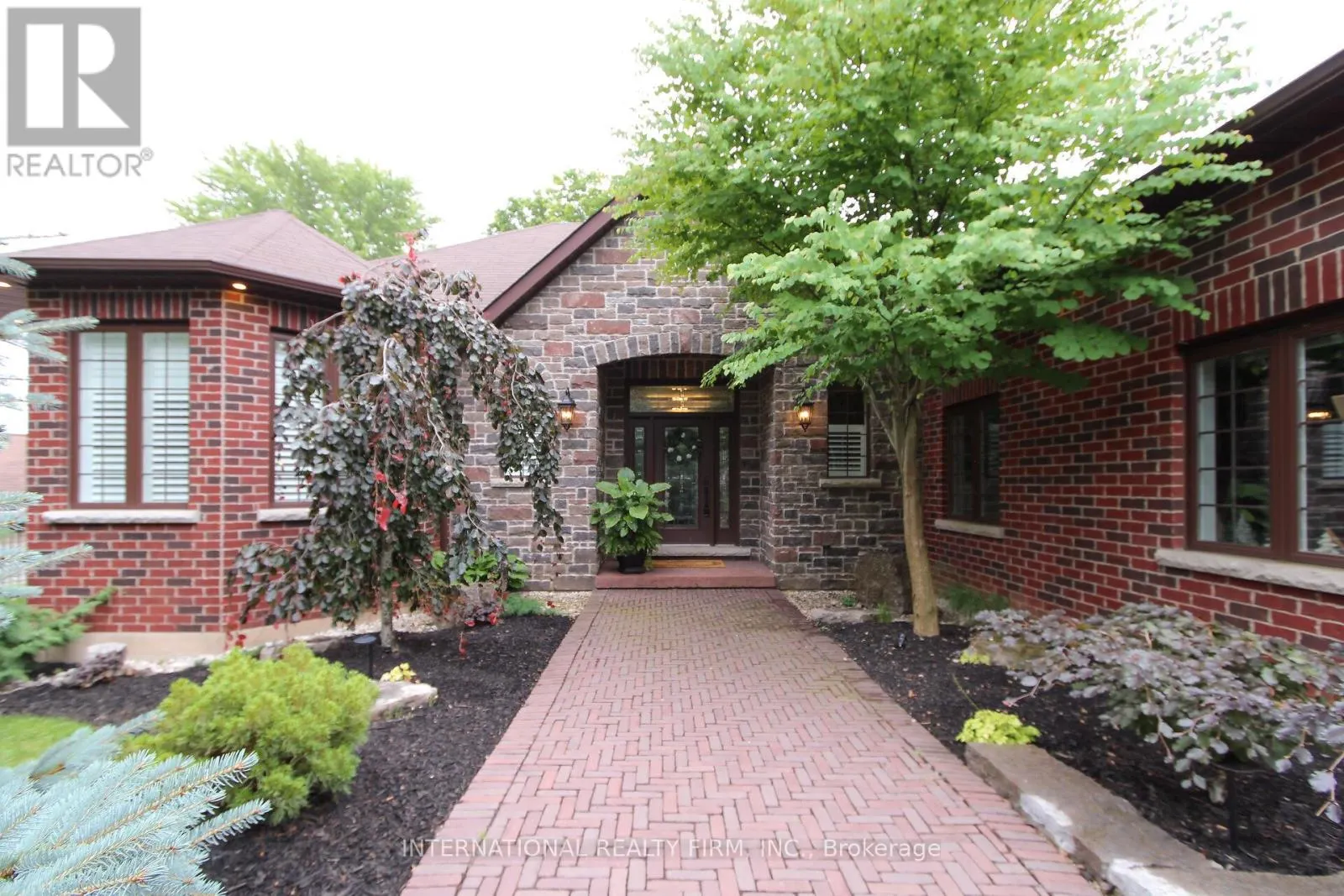 38 BRIAN BOULEVARD