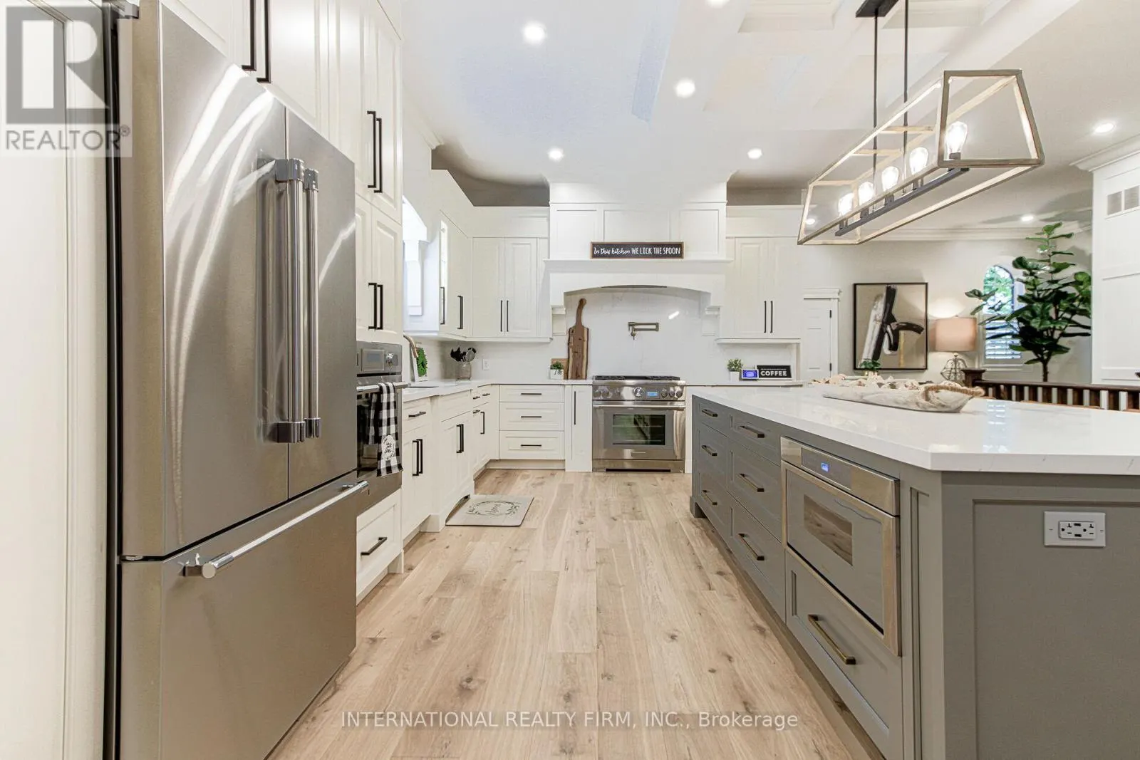 38 BRIAN BOULEVARD