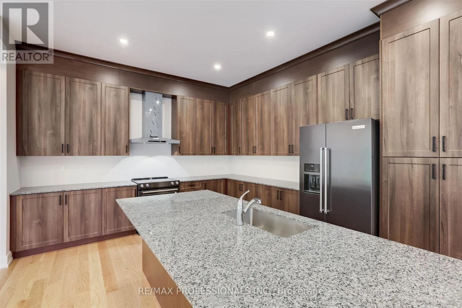 118 DOROTHY DRIVE