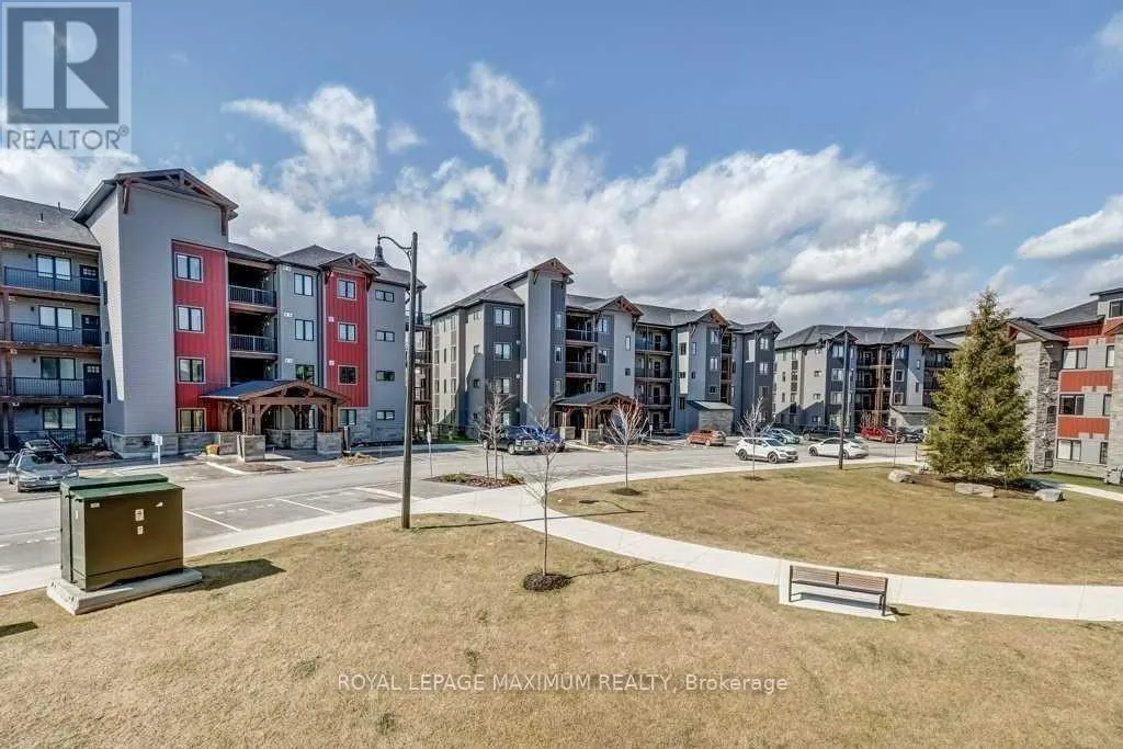 204 - 10 BEAUSOLEIL LANE