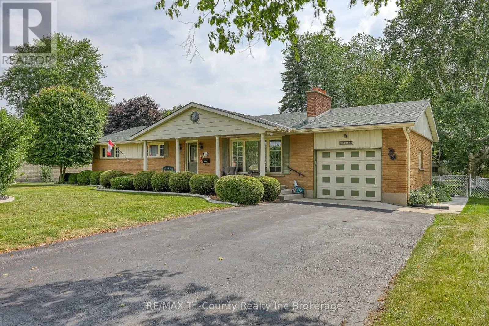 14 LOWRIE CRESCENT