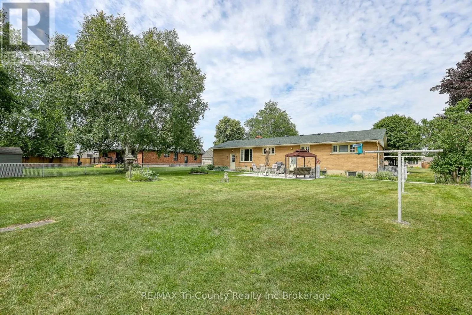 14 LOWRIE CRESCENT